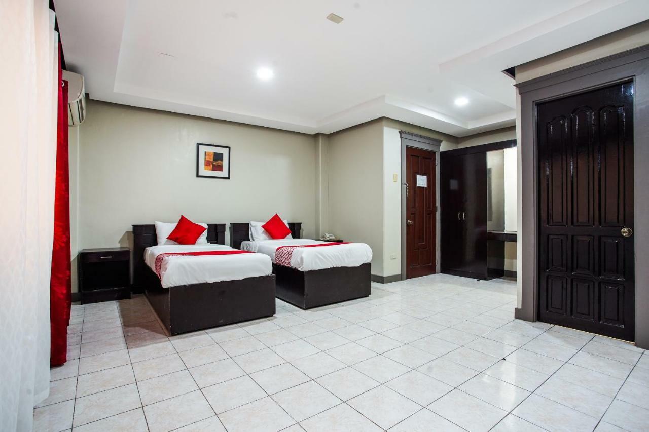 Oyo 192 Tcc Condo-Hostel Davao City Exteriör bild