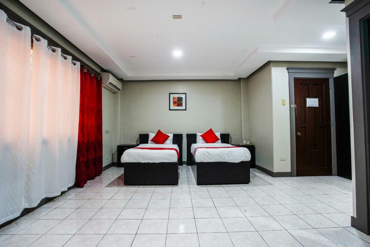 Oyo 192 Tcc Condo-Hostel Davao City Exteriör bild